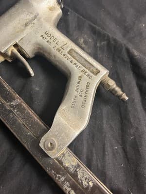 Senco Model L Pneumatic 18 Gauge 1/4" Crown Stapler 5/8" - 1" Staples L10-13 USA - Thumbnail 3