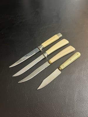 Vtg Set 4 Forgecraft Sheffield Lifetime Cutlery Serrated Steak Knives Ivory - Image 1