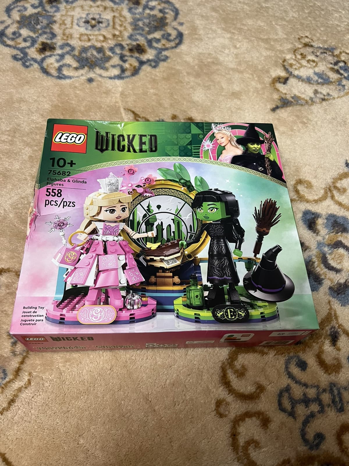 NEW Lego Wicked Elphaba Glinda 75682 Damaged Box 558 Pieces Set - Image 1