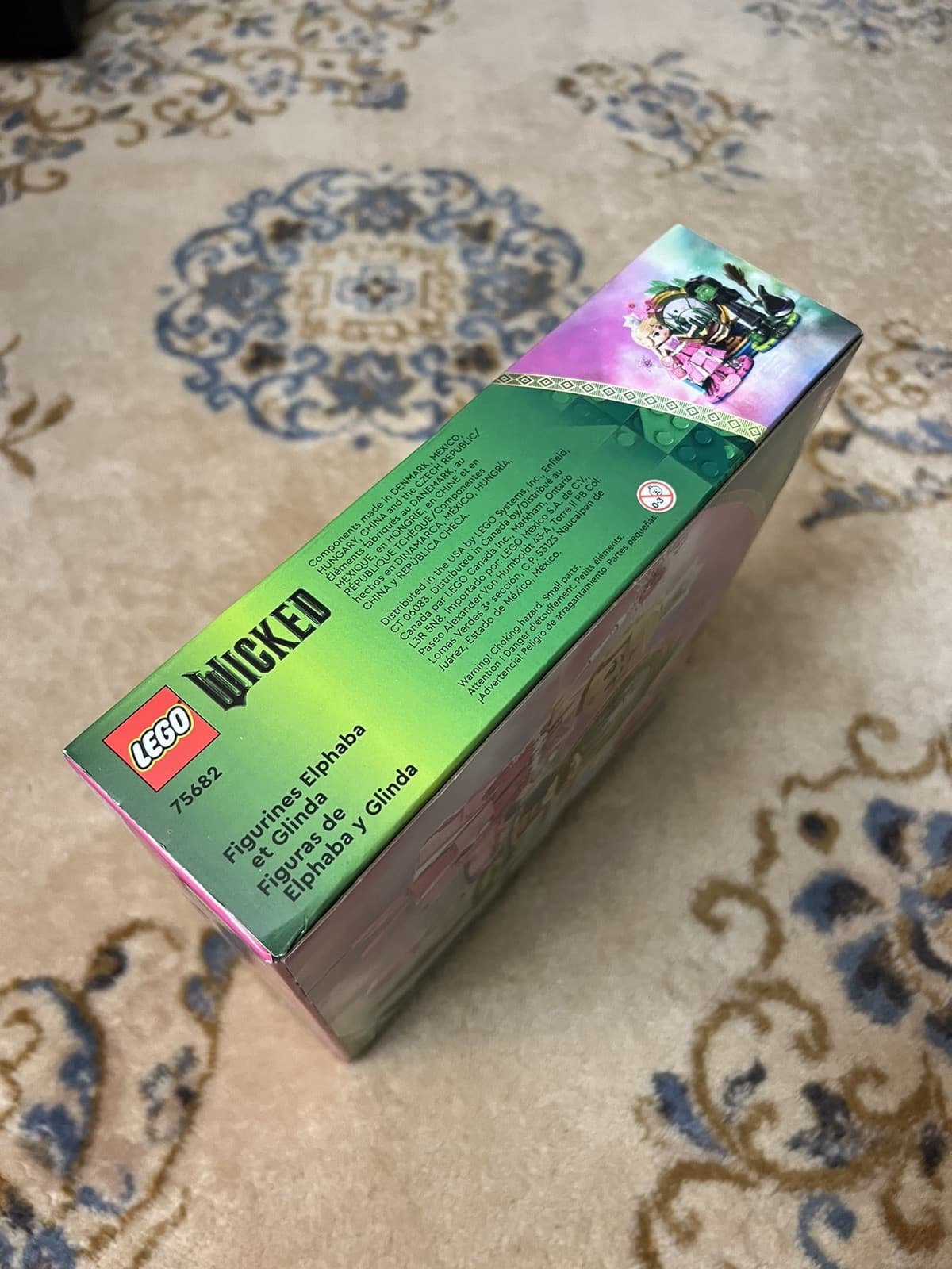 NEW Lego Wicked Elphaba Glinda 75682 Damaged Box 558 Pieces Set - Thumbnail 4