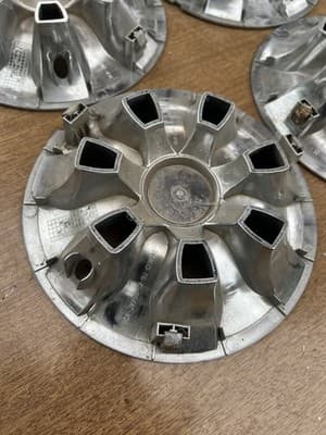 Set Of 4 OEM YAMAHA GOLF CART HUB CAP/ WHEEL COVER GCA-JW950-12-BU-CHROME Rims - Thumbnail 7
