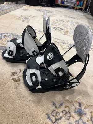 Flow Snowboard Bindings Mens Large The Five LTD Black White *Small Crack *READ - Thumbnail 2
