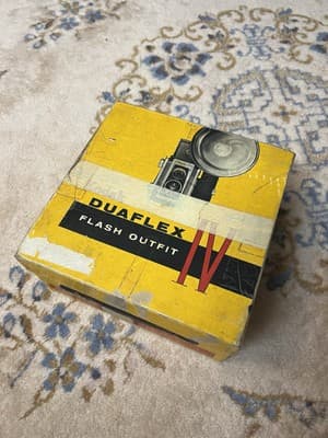VTG 1950s Kodak Duraflex IV Flash Holder /Guard Outfit Camera Box Kodet Lens - Thumbnail 24