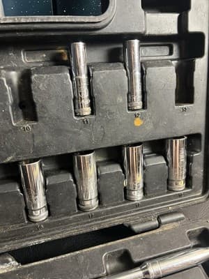 GearWrench 1/2” 19 Piece Metric Deep Mechanics Tool Set 81211F Incomplete - Thumbnail 11