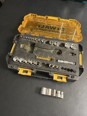 DEWALT Drive Socket Set SAE/Metric 1/4-Inch Drive (DWMT73805) INCOMPLETE READ - Image 1
