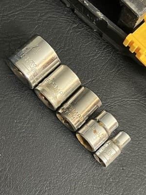 DEWALT Drive Socket Set SAE/Metric 1/4-Inch Drive (DWMT73805) INCOMPLETE READ - Thumbnail 9