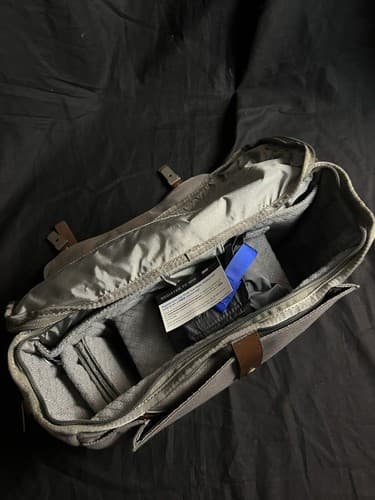 NWT Think Tank Photo Signature 13 Shoulder Bag Dusty Olive Camera Leather - Thumbnail 10