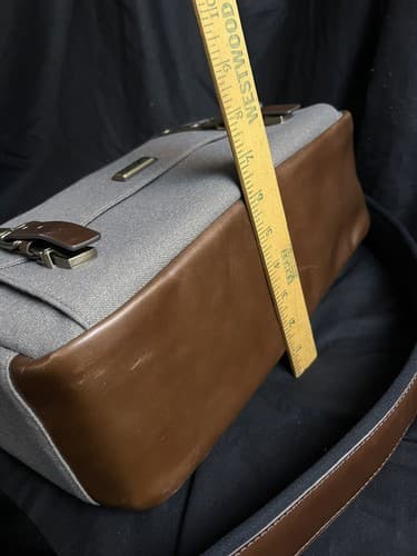 NWT Think Tank Photo Signature 13 Shoulder Bag Dusty Olive Camera Leather - Thumbnail 17