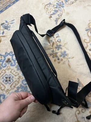 Peak Design Everyday Sling 6L Black Nylon Camera Bag KEI Realty NO Dividers - Thumbnail 5