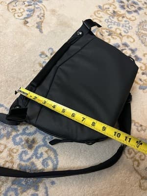 Peak Design Everyday Sling 6L Black Nylon Camera Bag KEI Realty NO Dividers - Thumbnail 18