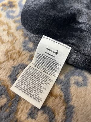 SMARTWOOL Merino Wool 250 Reversible Cuffed Beanie Charcoal Foggy Pine Trees - Thumbnail 6