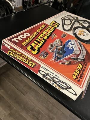 VTG Tyco Magnum 440-X2 California GT Slot Car Box Set RARE 80’s TOYS + Extras - Thumbnail 3