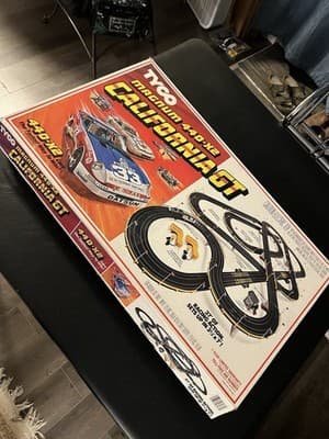 VTG Tyco Magnum 440-X2 California GT Slot Car Box Set RARE 80’s TOYS + Extras - Thumbnail 2