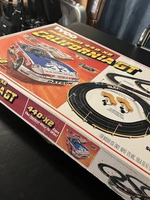 VTG Tyco Magnum 440-X2 California GT Slot Car Box Set RARE 80’s TOYS + Extras - Thumbnail 4