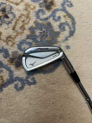 Mizuno MP-64 RH Golf Club Grain Flow Forged 4 Iron NO SHAFT Head Only - Image 1