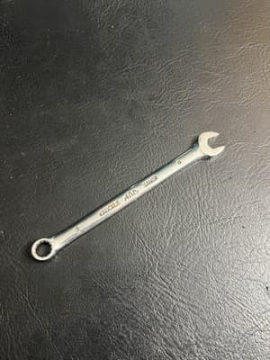 Mac Tools MB82KS Knuckle Saver Metric Combination Wrench 8mm - 12-PT. - Image 1
