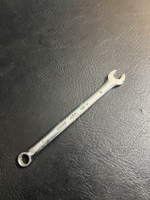 Mac Tools MB82KS Knuckle Saver Metric Combination Wrench 8mm - 12-PT. - Thumbnail 4
