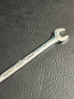 Mac Tools MB82KS Knuckle Saver Metric Combination Wrench 8mm - 12-PT. - Thumbnail 3
