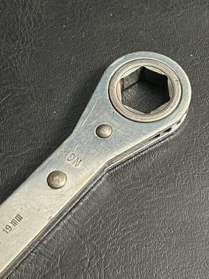 Snap-On 17mm & 19mm RBM17195 Metric Double Box End Ratcheting Wrench READ - Thumbnail 4