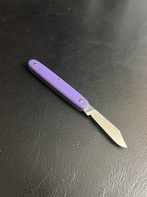 Rare Victorinox Day Packer Swiss Army Pocket Knife 100mm Single Blade Purple - Image 1