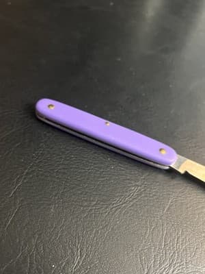 Rare Victorinox Day Packer Swiss Army Pocket Knife 100mm Single Blade Purple - Thumbnail 9
