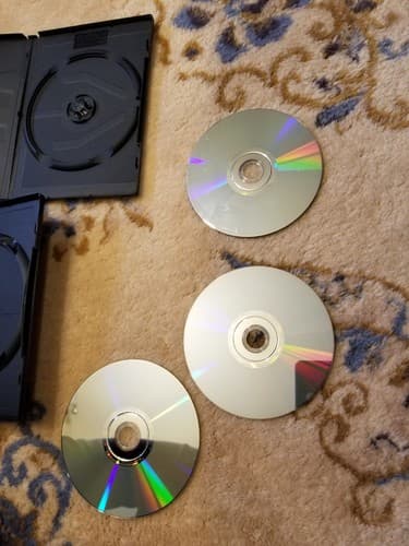 Lot Of 2 ASSASSINS CREED III And REVELATION PC DVD Video Game Set Bundle - Thumbnail 5