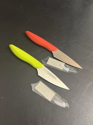 New 2 KAI Pure Komachi Paring Knives Red Green Set High Carbon Stainless Steel - Image 1