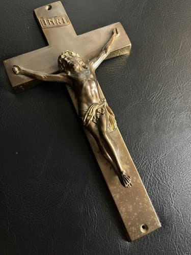Vtg Catholic Crucifix Hanging Cross INRI Heavy Metal 12” Tall Bronze Color Jesus - Thumbnail 3