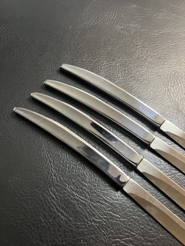VTG 1950s Carvel Hall Stainless Steel Non Serrated 440 Steak Knives 4 Piece Set - Thumbnail 3