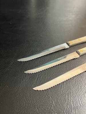 Vintage 3 Washington Forge Yorktowne 8.5” Steak Knives Serrated Blade USA - Thumbnail 2