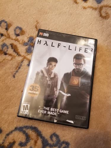 Half Life 2 PC DVD-Rom Computer Game 35 Game Of The Year Awards - Image 1