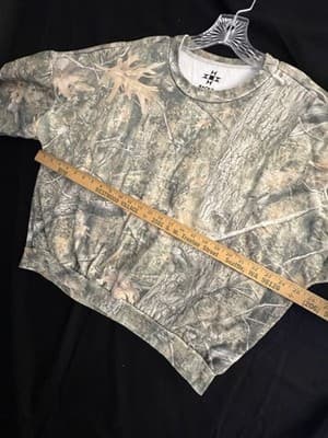 Kacey Musgraves Sweatshirt Womens L Camo Crewneck Deeper Well World Tour Merch - Thumbnail 8
