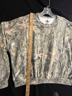 Kacey Musgraves Sweatshirt Womens L Camo Crewneck Deeper Well World Tour Merch - Thumbnail 7