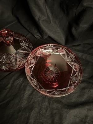VTG Geometric Cut Crystal Candy Bowl Lid Clear/ Cranberry Ruby Red Glass Star - Thumbnail 4