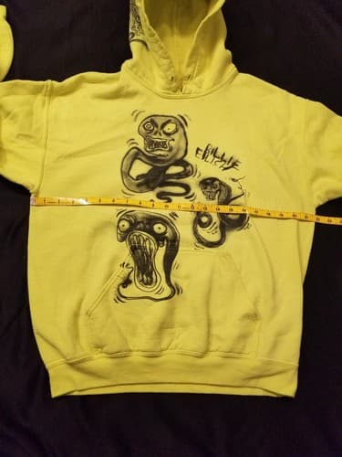 RARE Billie Eilish 2019 World Tour Sweatshirt Size M Neon Yellow Graffiti Hoody - Thumbnail 14