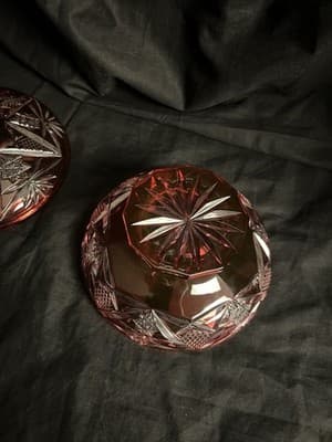 VTG Geometric Cut Crystal Candy Bowl Lid Clear/ Cranberry Ruby Red Glass Star - Thumbnail 5