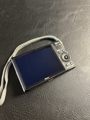 Nikon COOLPIX S50 7.2MP Digital Camera Matte Black *READ-Dark Spot On Screen* - Thumbnail 10