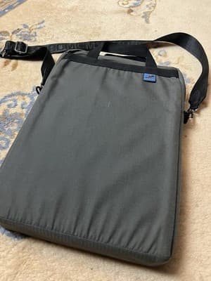 TOM BIHN USA Monolith Vintage Portable Culture Grey Padded Laptop Case Holder 4 - Thumbnail 2