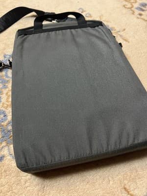 TOM BIHN USA Monolith Vintage Portable Culture Grey Padded Laptop Case Holder 4 - Thumbnail 13