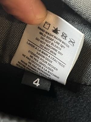 TOM BIHN USA Monolith Vintage Portable Culture Grey Padded Laptop Case Holder 4 - Thumbnail 16