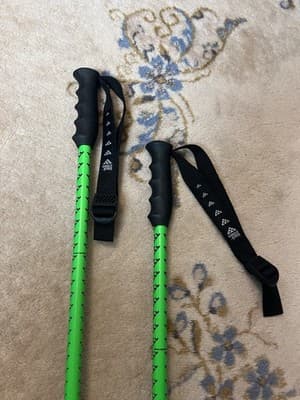 Black Crows Meta Junius Ski Poles Green Junior READ SIZE- (100cm/40” + 95cm/38”) - Thumbnail 2