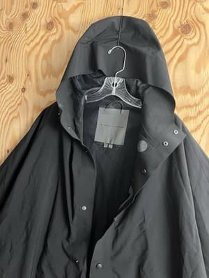 The Arrivals X Snarkitecture ELEMENTS Rain Poncho Cape Hooded XS Jacket USA - Thumbnail 2