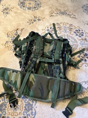 USGI Woodland Molle II Main Pack NSN # 8465-01-465-2289 Army Backpack Rucksack - Thumbnail 10