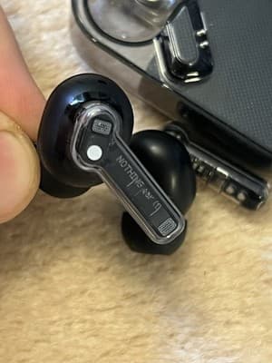 Nothing Ear (1) Right + Charging Case OEM Earbuds B181 Black *LEFT NO SOUND* - Thumbnail 7