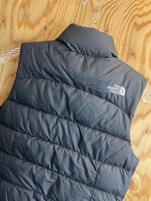 The North Face Women’s S Nuptse 700 Fill Goose Down Puffer Vest Black Jacket - Thumbnail 6