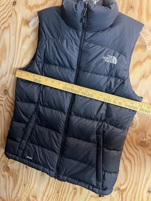 The North Face Women’s S Nuptse 700 Fill Goose Down Puffer Vest Black Jacket - Thumbnail 15