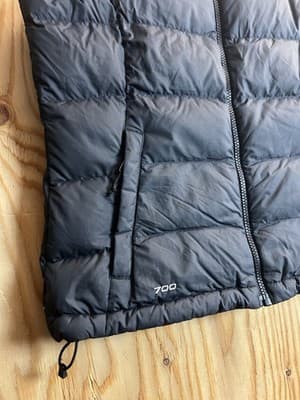 The North Face Women’s S Nuptse 700 Fill Goose Down Puffer Vest Black Jacket - Thumbnail 2
