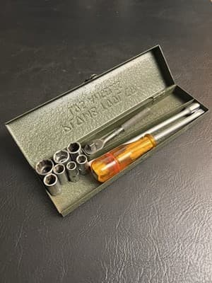 Plomb Tool 1/4" Ratchet #4751 Super Rare 1942 Socket Set SAE With Original Case - Image 1