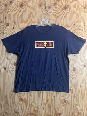VTG PEARL JAM 2013 Lightning Bolt Tour Concert T-Shirt Band Tee Shirt Mens L Y2K - Image 1