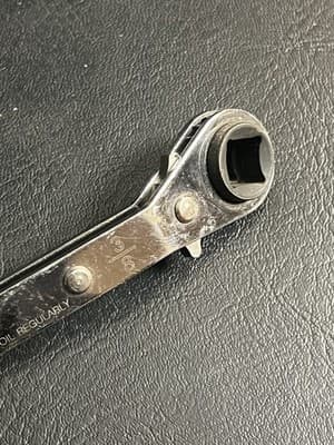 Uniweld 70074 Offset Ratchet (3/16,1/4,5/16,3/8) W/ DHVA Dual Hex Wrench Adapter - Thumbnail 9